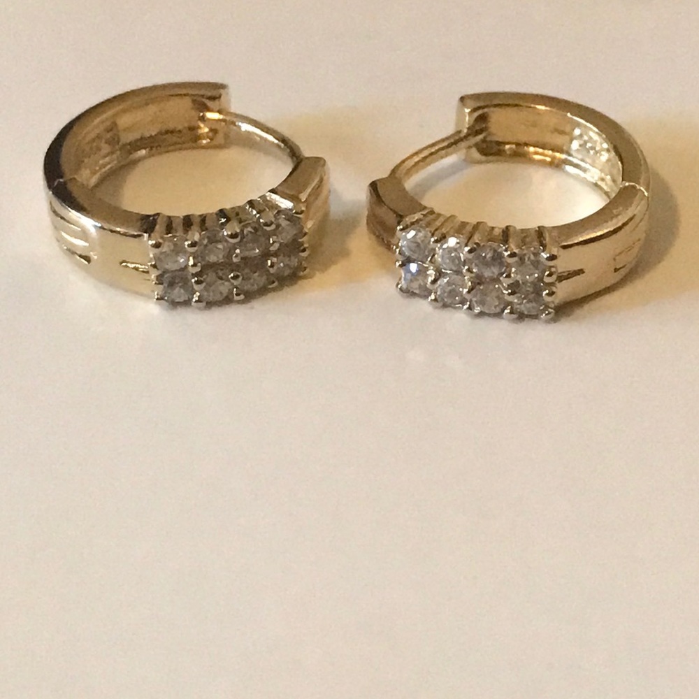 Earrings - Picture 2 of 4